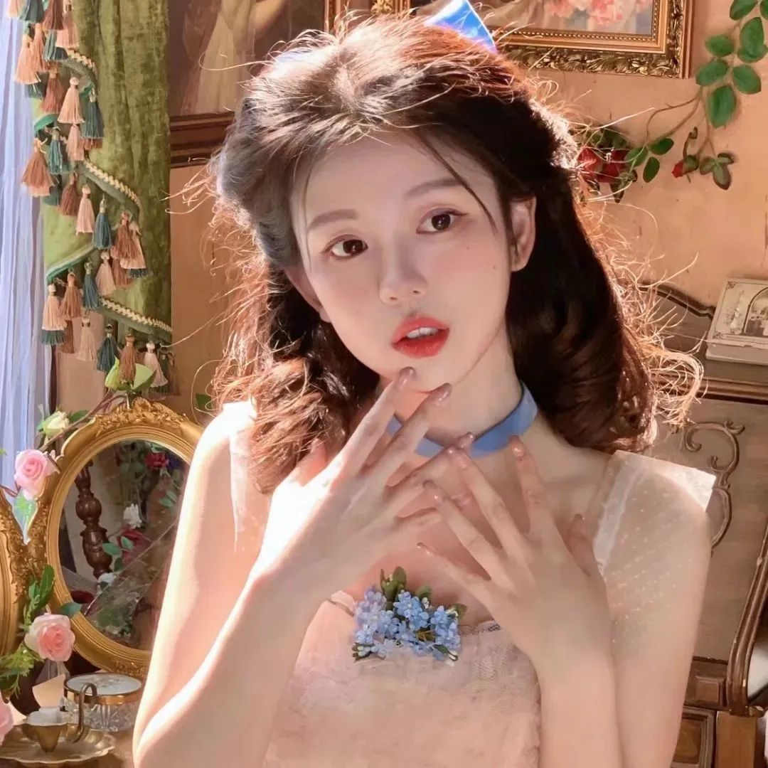 月光下的凤尾竹